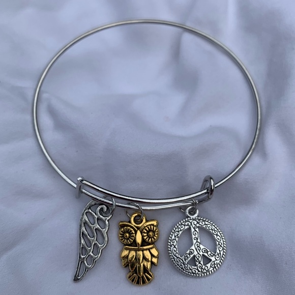 Brand New! Handmade! Adjustable Charm Bangle Bracelet! - Picture 5 of 7